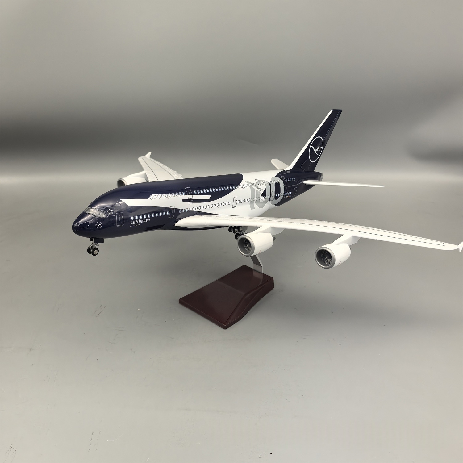 New 45cm Lufthansa A380 100 Ye - Model Kit Ixchel บทวิจารณ์และราคา