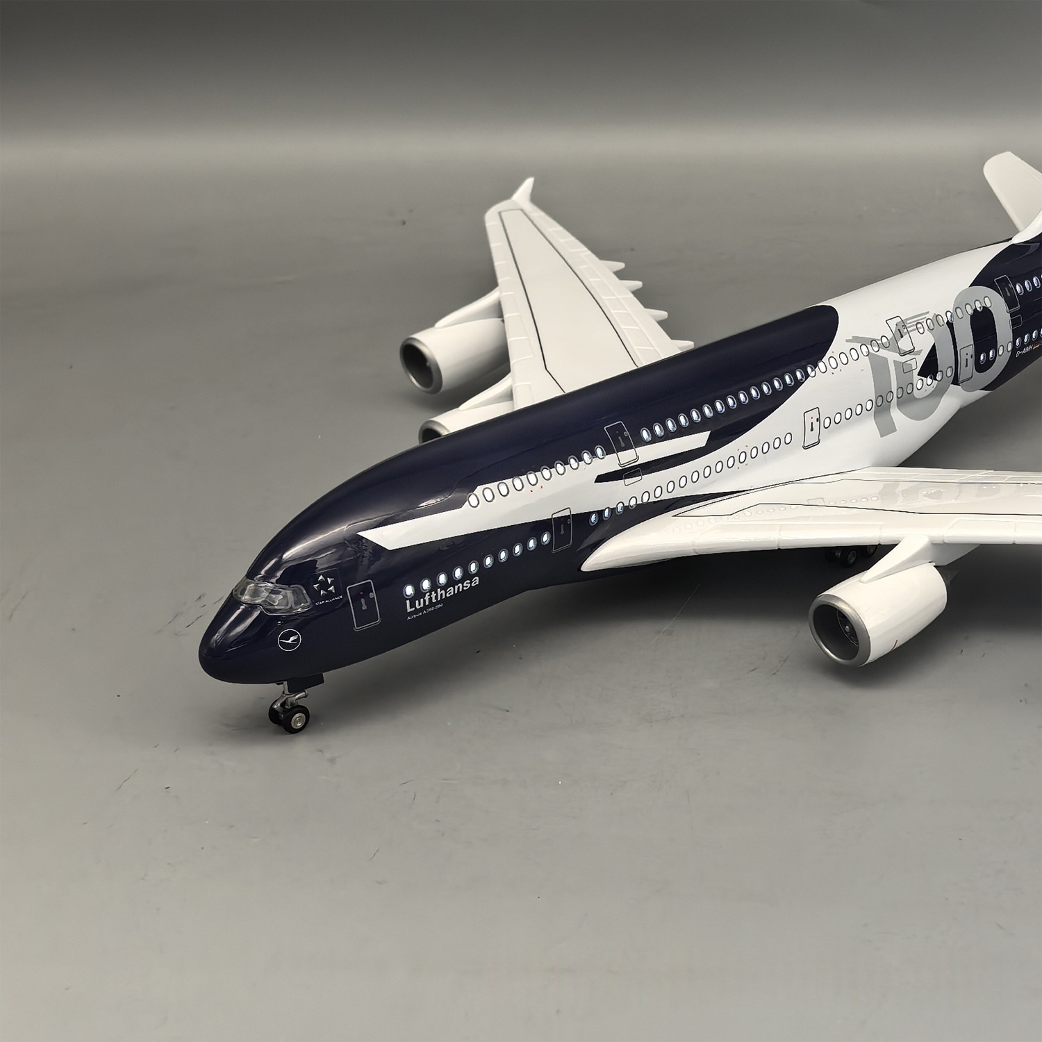 New 45cm Lufthansa A380 100 Ye - Model Kit Ixchel บทวิจารณ์และราคา