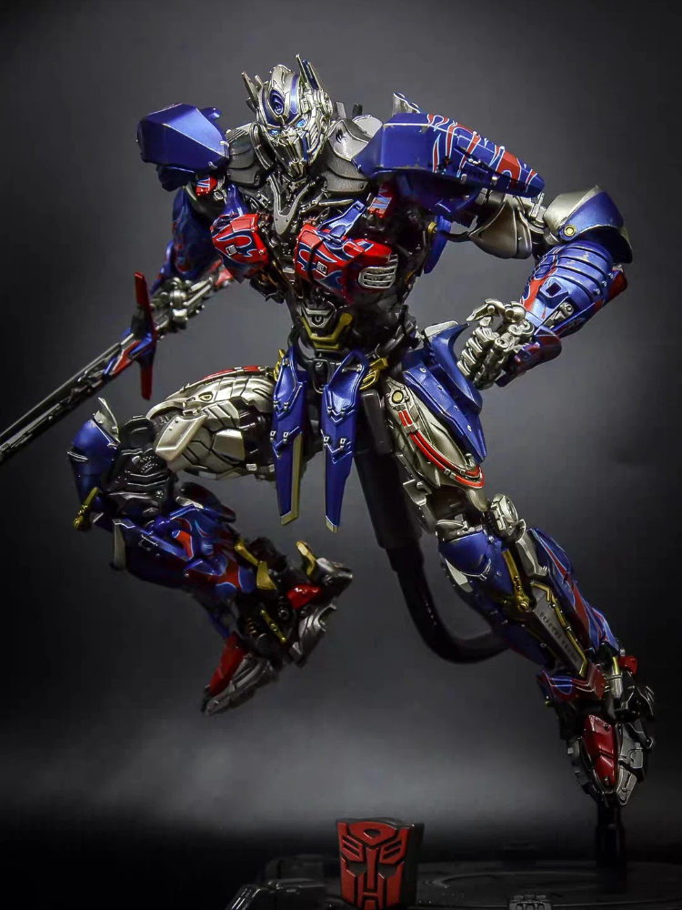 YOLOPARK Knight Optimus Prime  - Model Kit Yolopark บทวิจารณ์และราคา