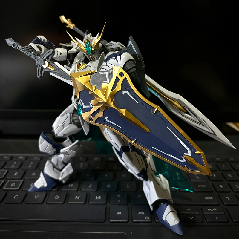 Original Snaa Titan Greatsword - Model Kit Snaa บทวิจารณ์และราคา