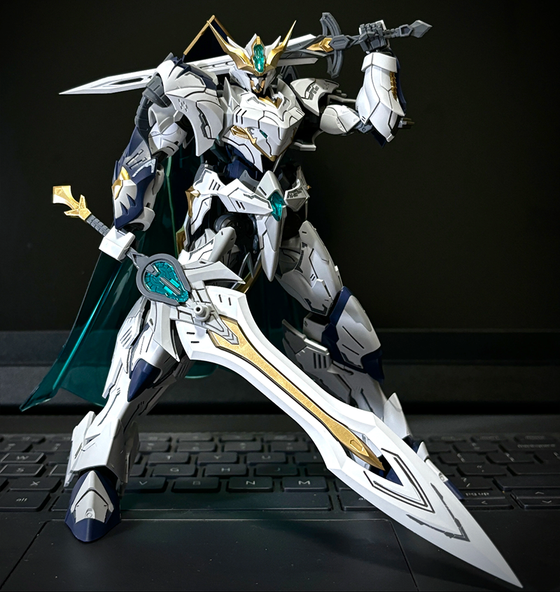Original Snaa Titan Greatsword - Model Kit Snaa บทวิจารณ์และราคา