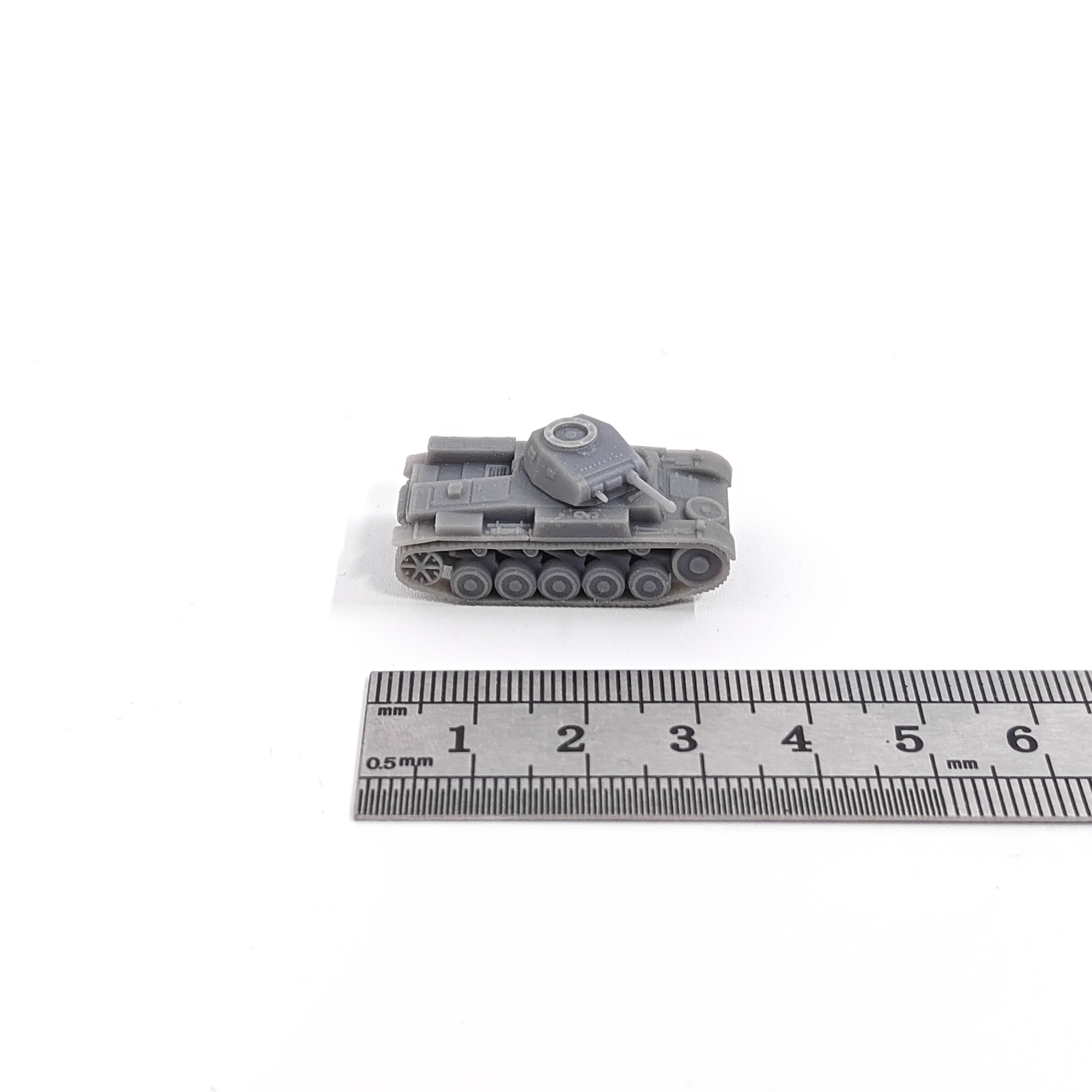 1/144 Scale Panzer II Ausf.F M - Model Kit Entry Grade บทวิจารณ์และราคา